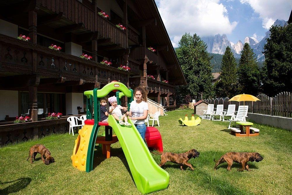 Sport Hotel Majare Pozza di Fassa Exterior foto
