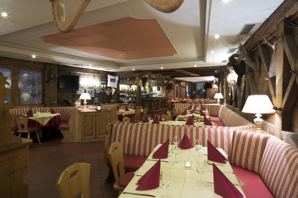 Sport Hotel Majare Pozza di Fassa Exterior foto